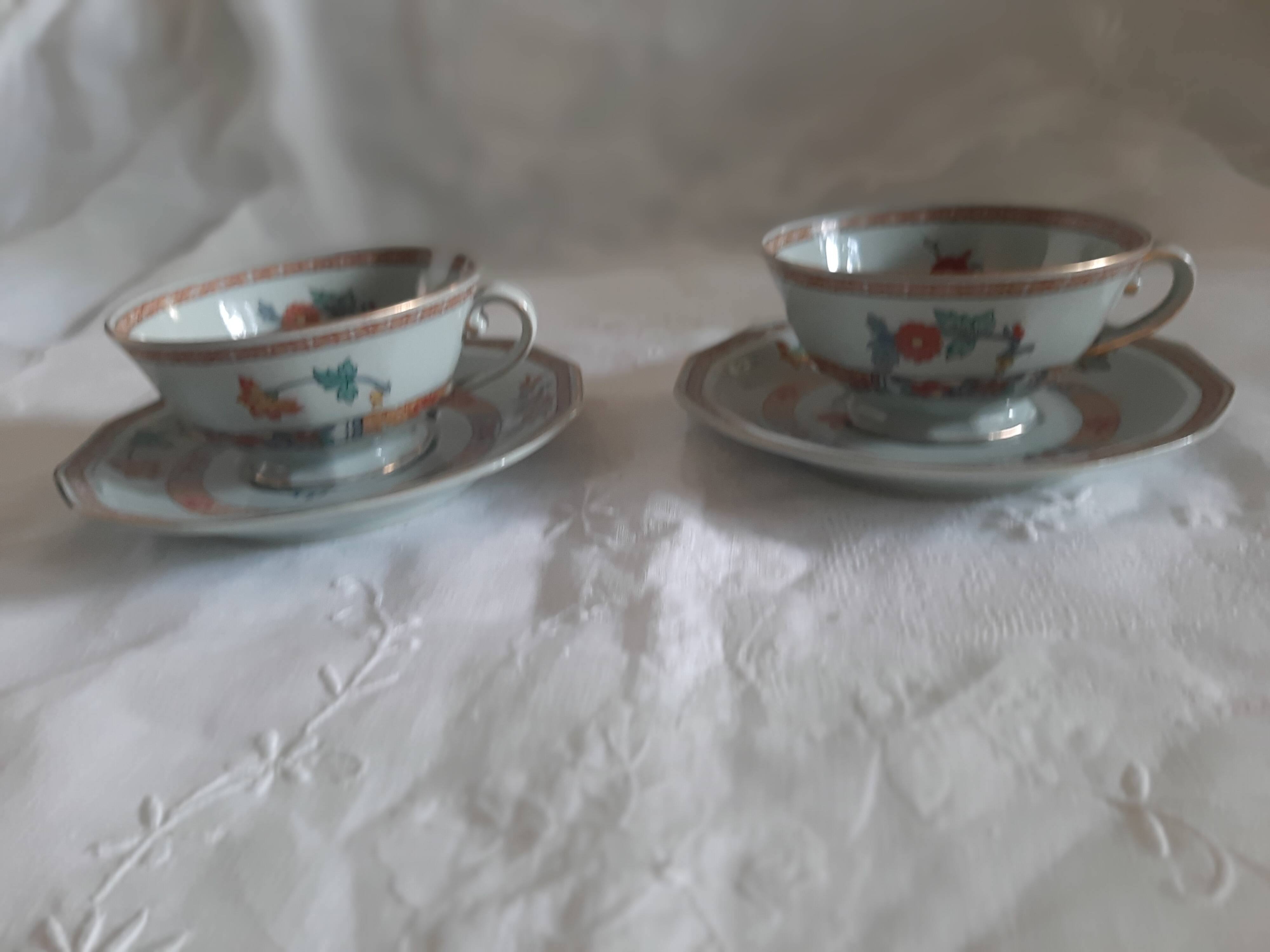 Limoges porcelain tea cups Bernardaud çadon 1920