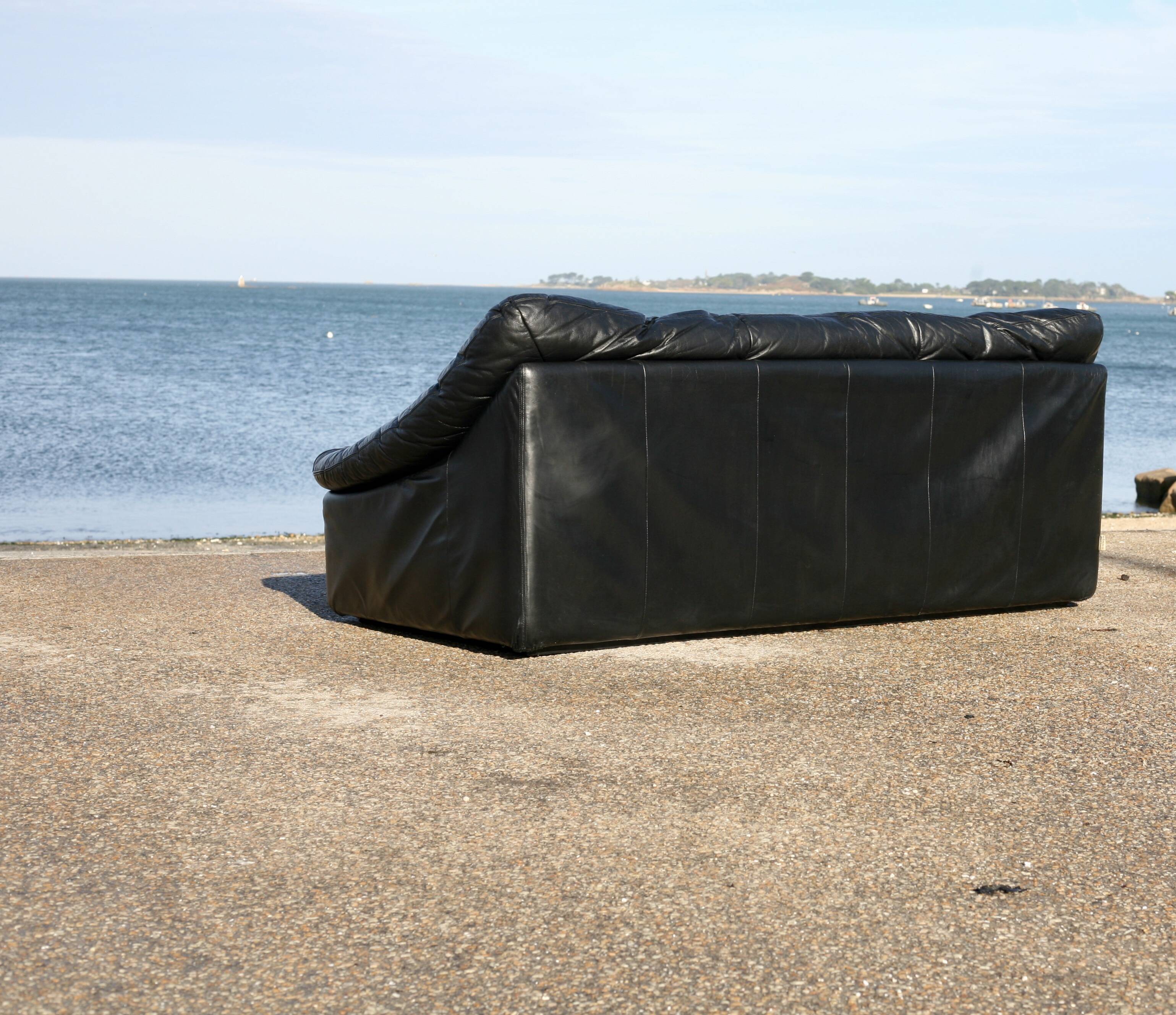 Sofa by De Pas, D'Urbino and Lomazzi, France, 1980s, black leather, Cinna