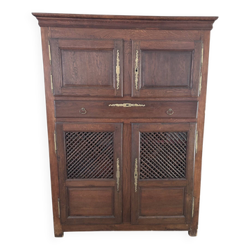 armoire de laiterie
