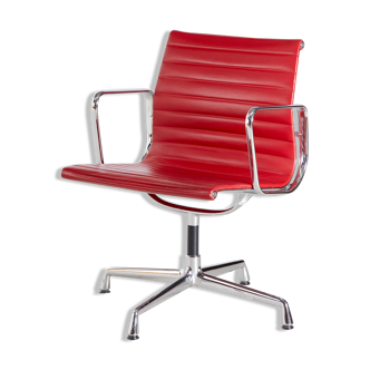 Charles & Ray Eames EA108 office chair