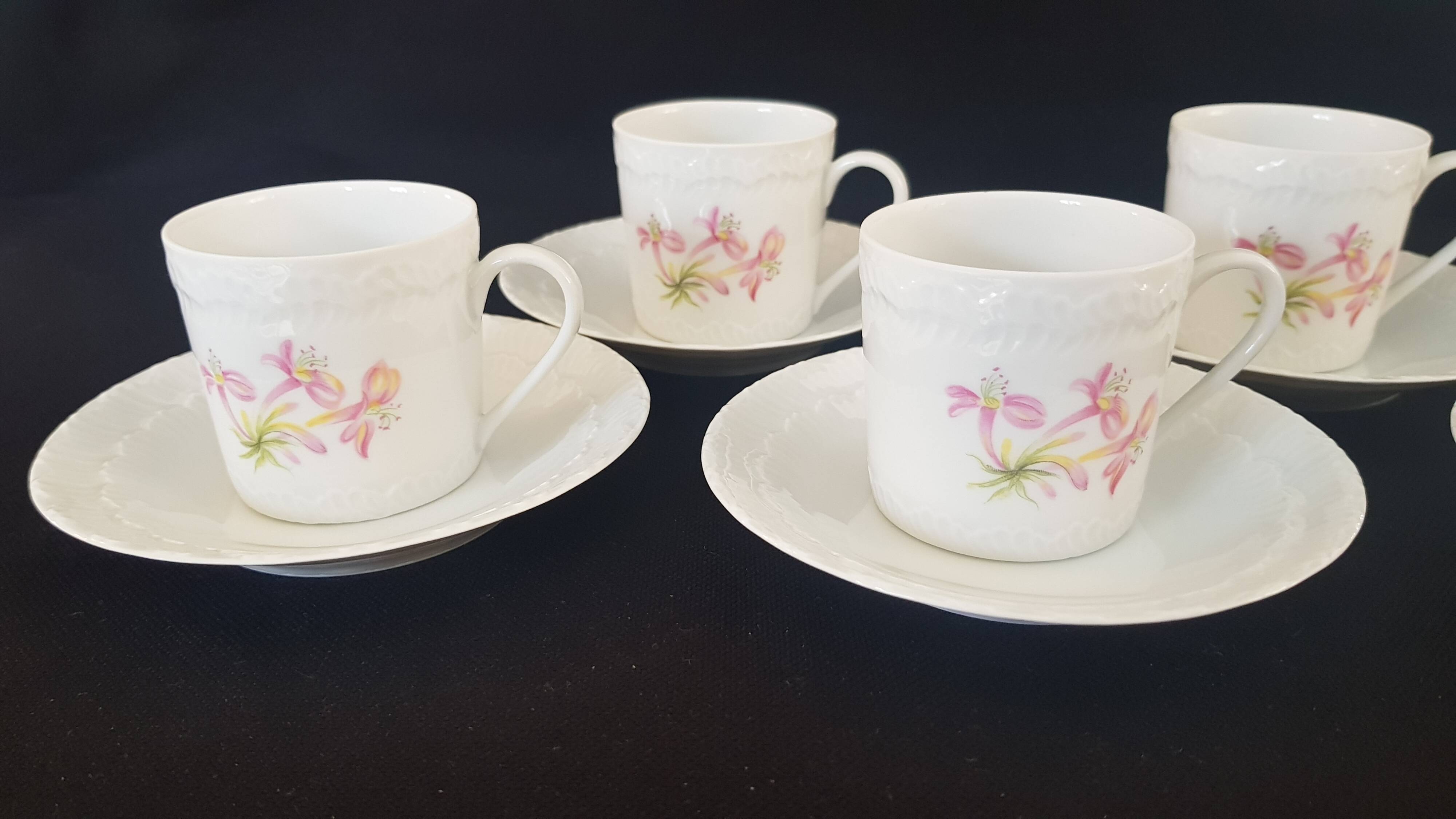 Set of five coffee cups and saucers, Limoges, Goumot Labesse