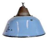 Suspension industrielle en tôle émaillée bleue et en fonte, années 1960