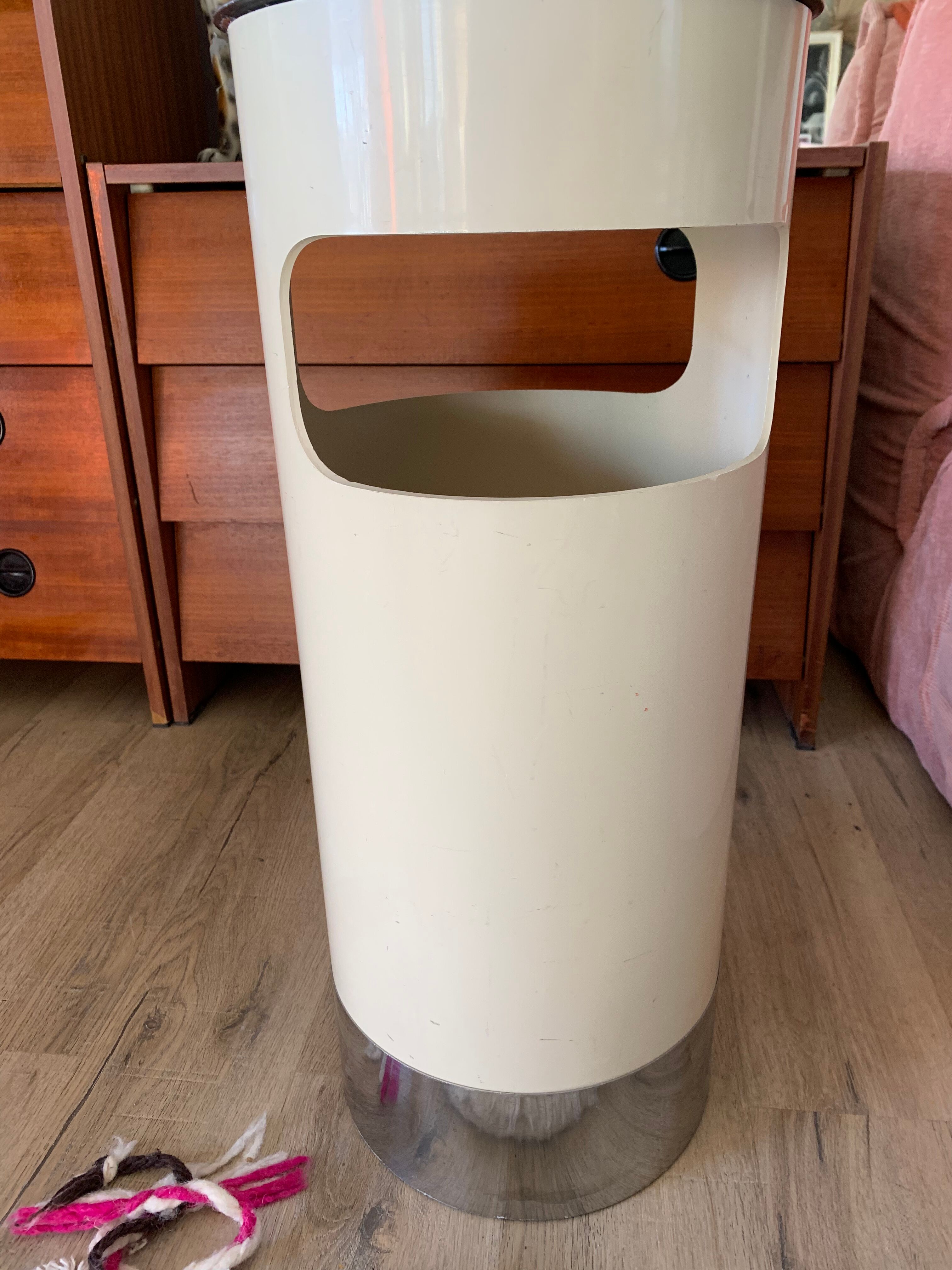 Umbrella holder ashtray kartell