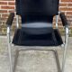 Ensemble de 4 chaises cantilever design noir et chrome fabriquées en Italie