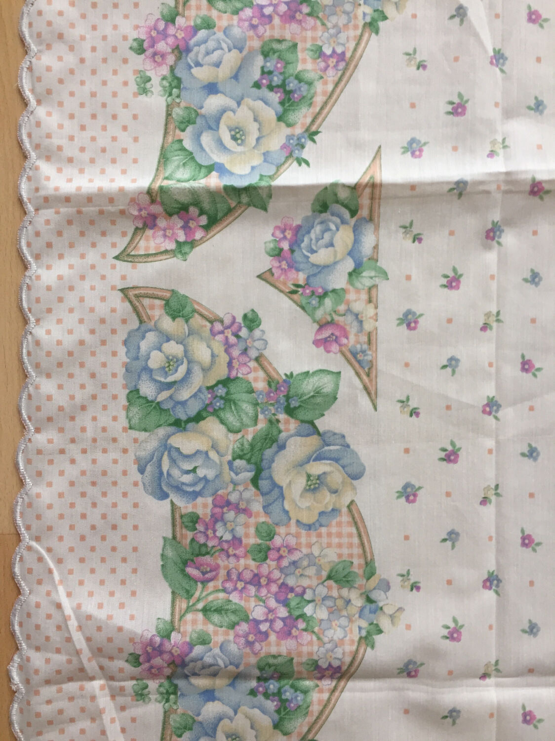 Vintage rectangular floral tablecloth