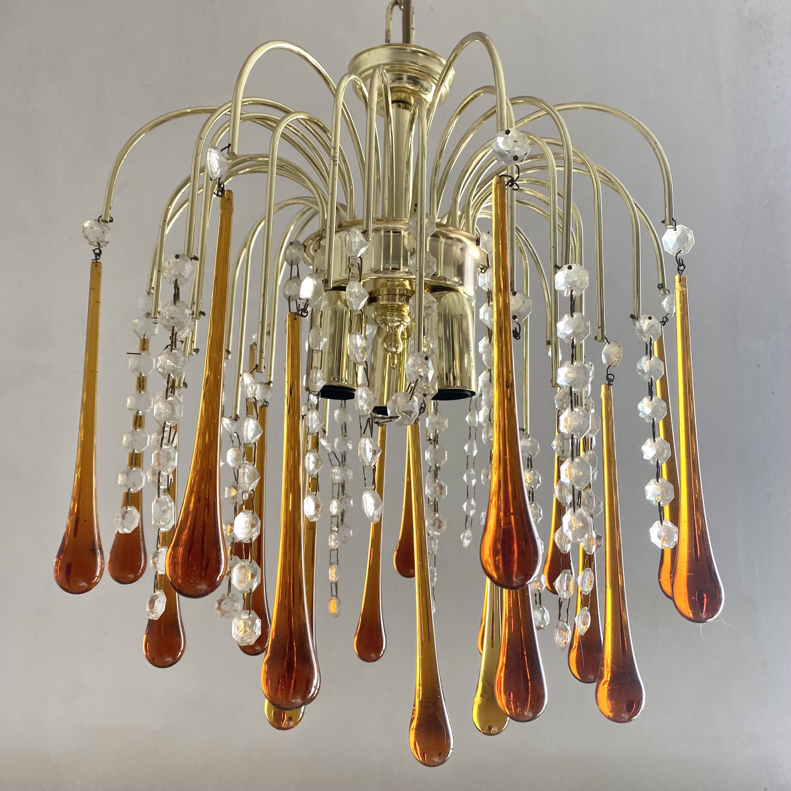 Lustre cascade à pampilles et gouttes d'eau verre de murano