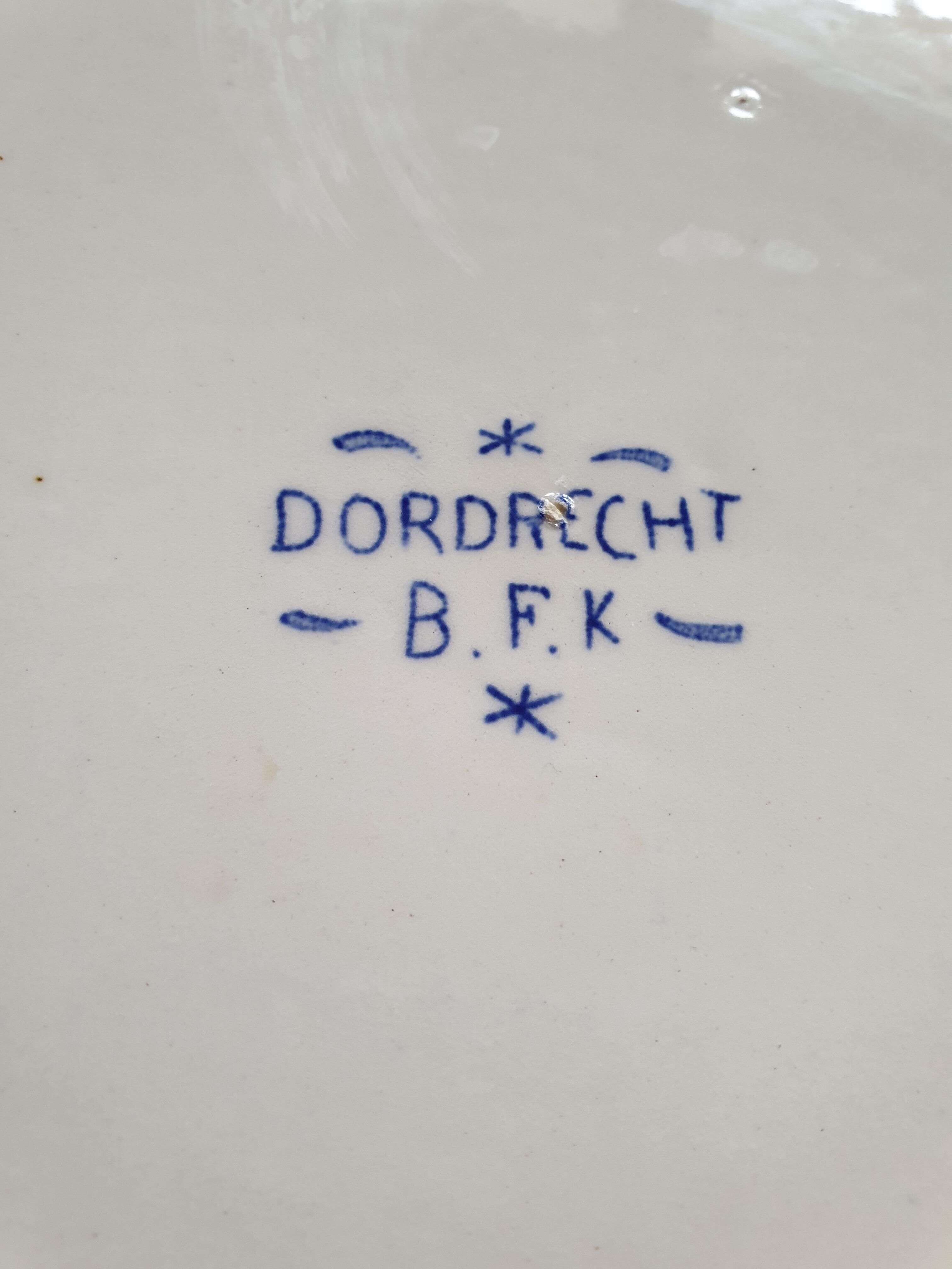 Serving dish Boch Dordrecht BFK