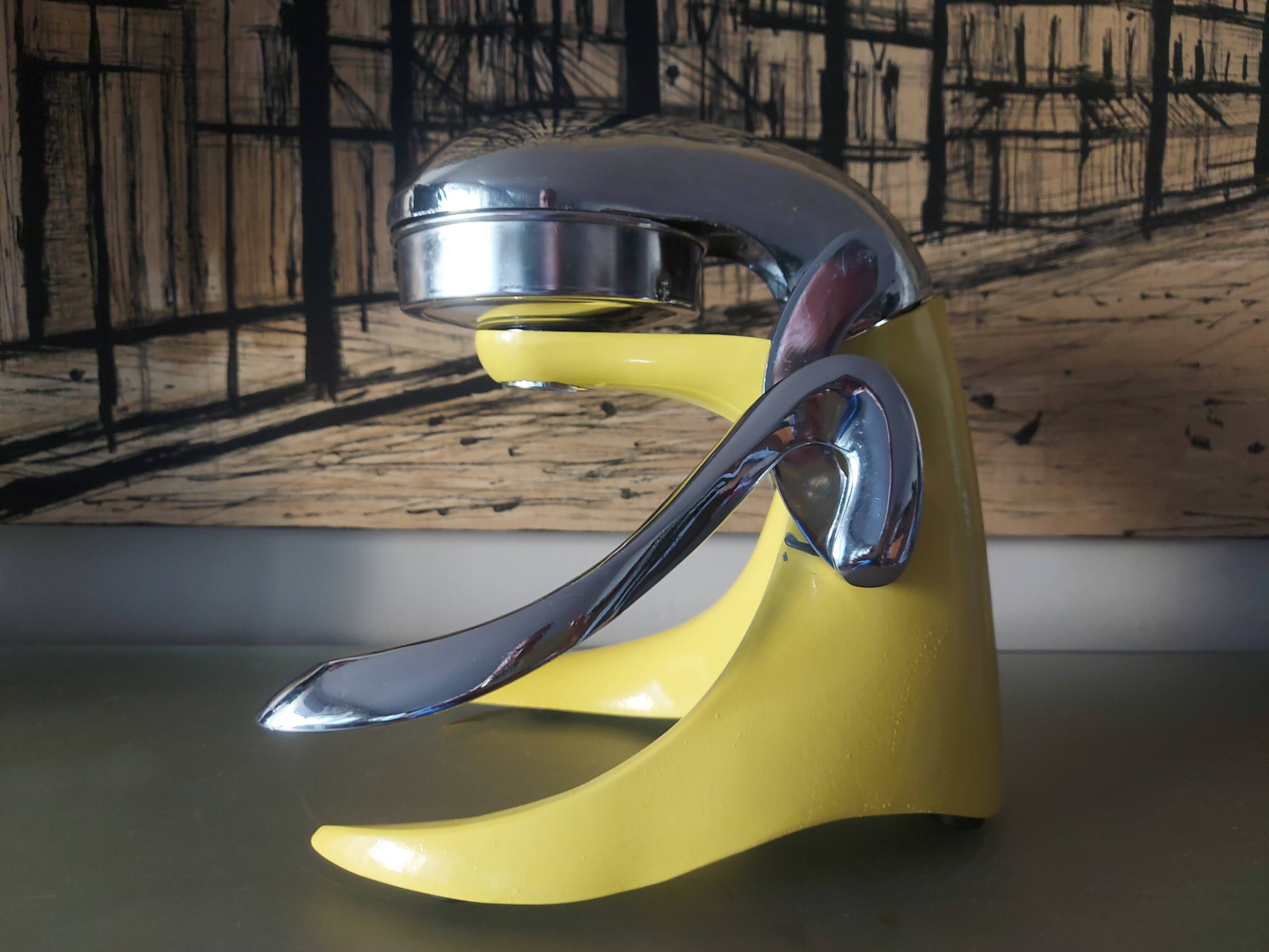 Vintage metal citrus press