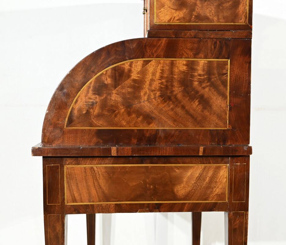 Small Bonheur du Jour Mahogany Desk, Louis XVI / Directory style – Early 20th century