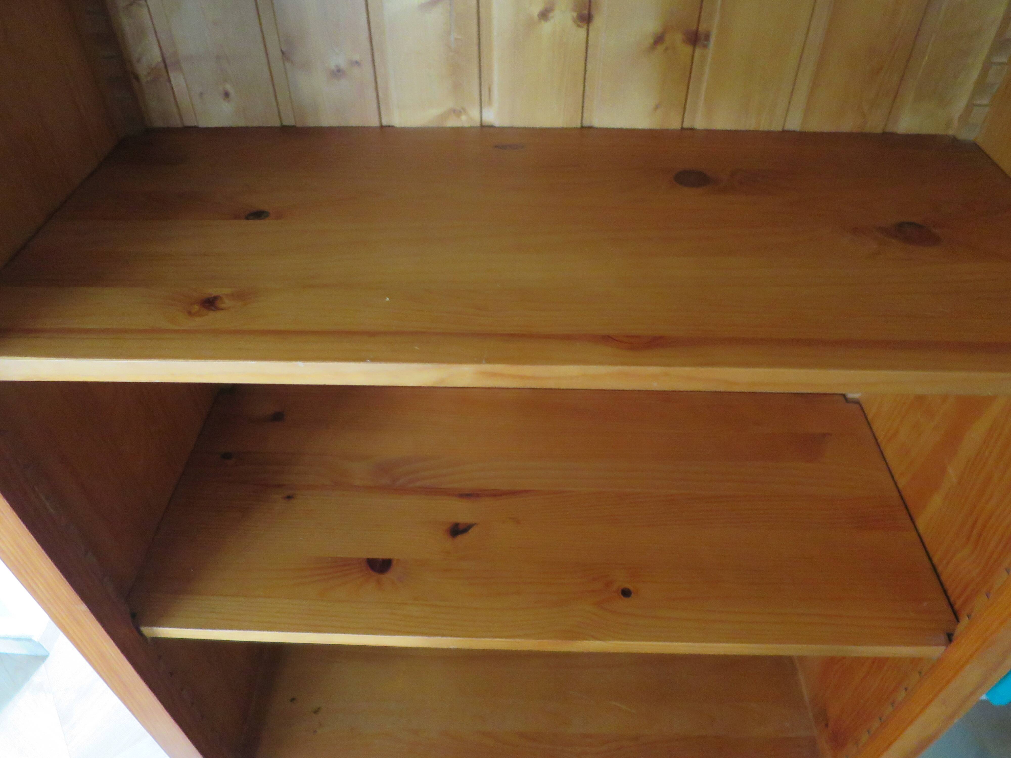 Beautiful bookshelf - solid pine - 5 shelves - country style - natural colour