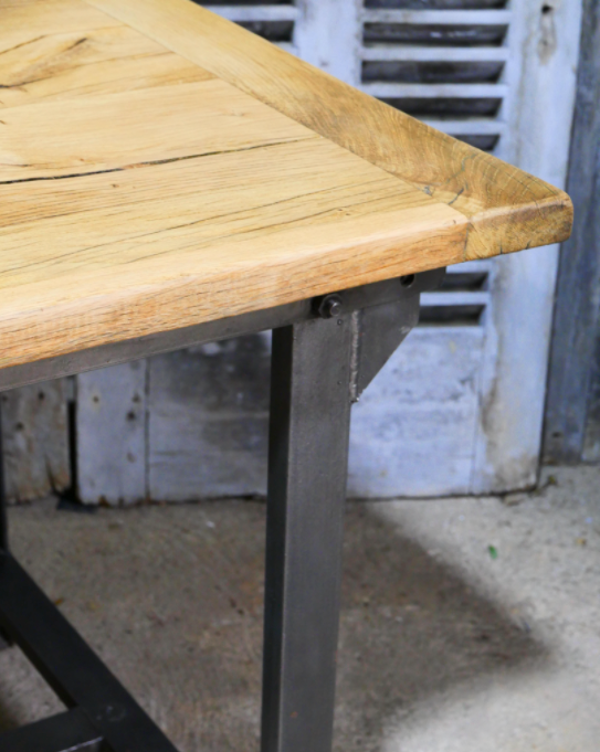 Table militaire année 50 plateau en chêne