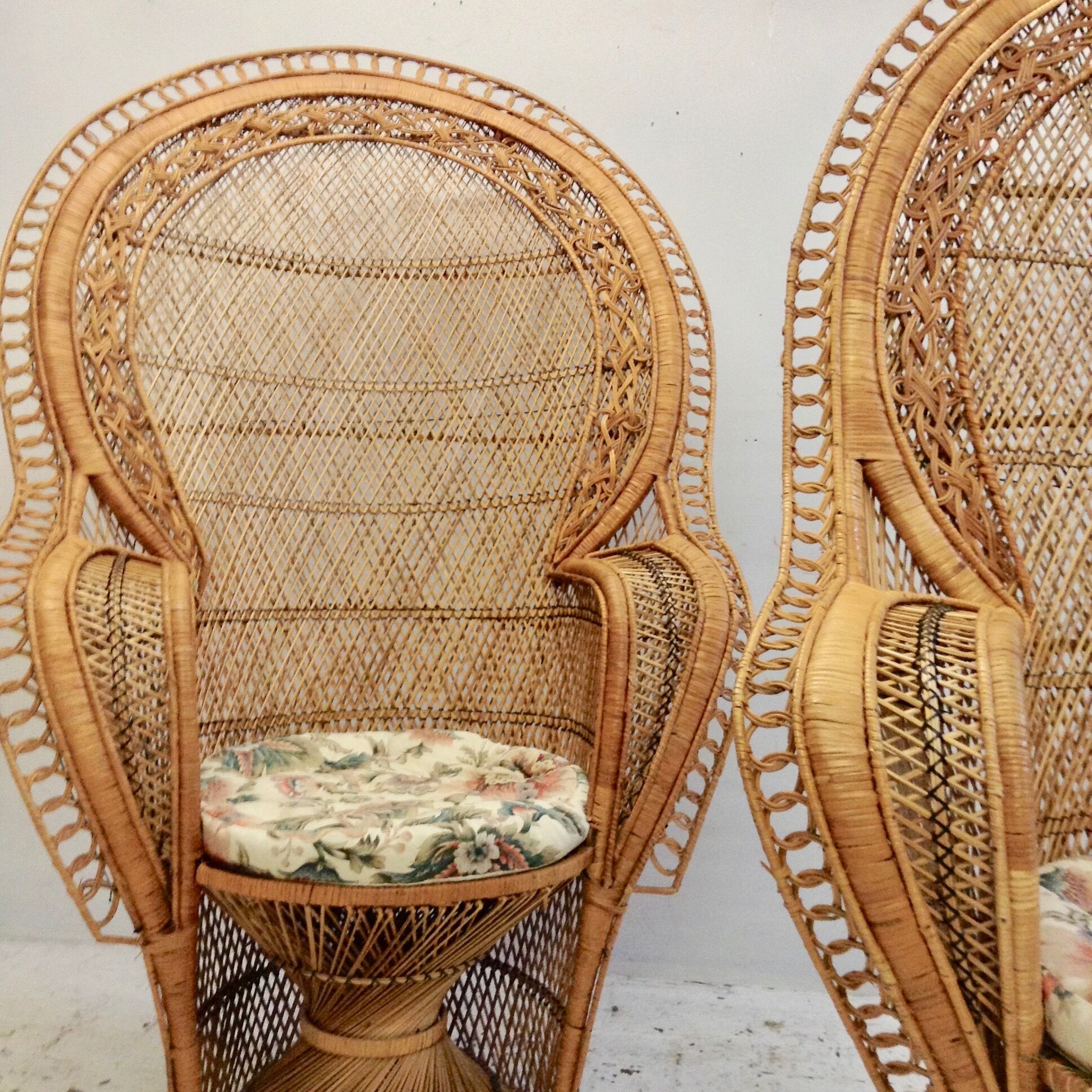 Chair Emmanuelle