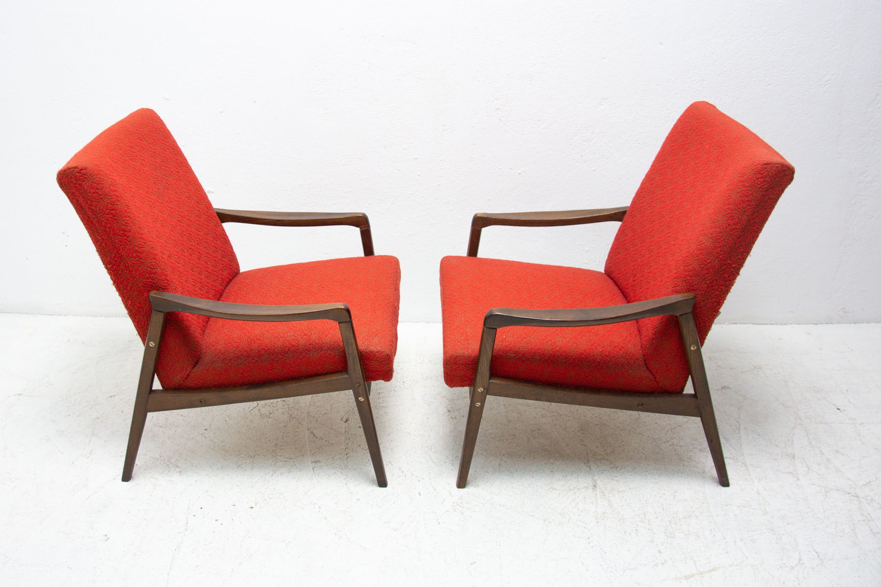 Paire de fauteuils par Jiří Jiroutek pour Interiér Praha, années 1970