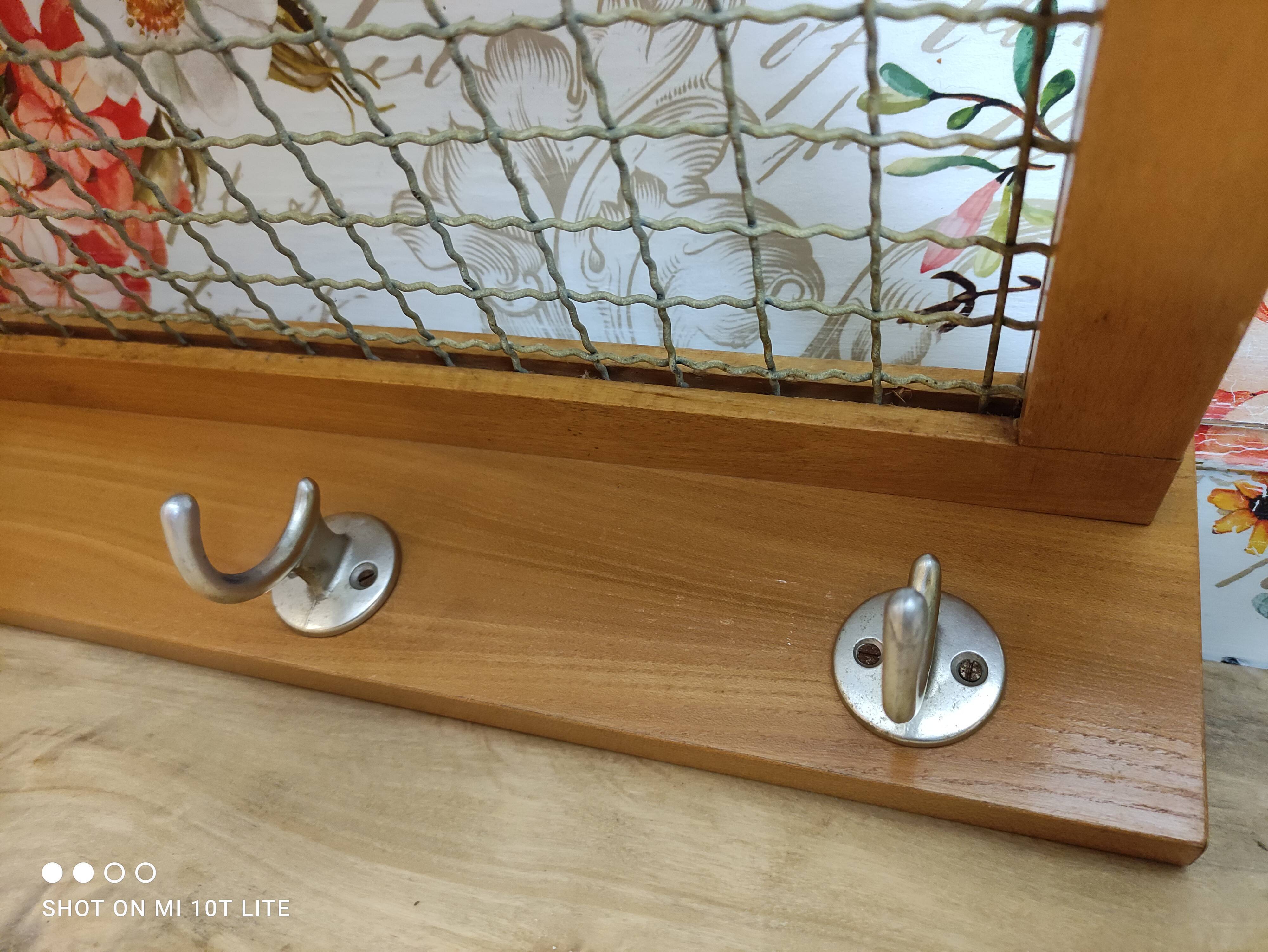 Vintage wall coat rack in light wood 4 double hooks in matt metal mesh hat holder