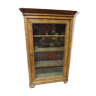 Vitrine en noyer et placage de noyer 1 porte vers 1900