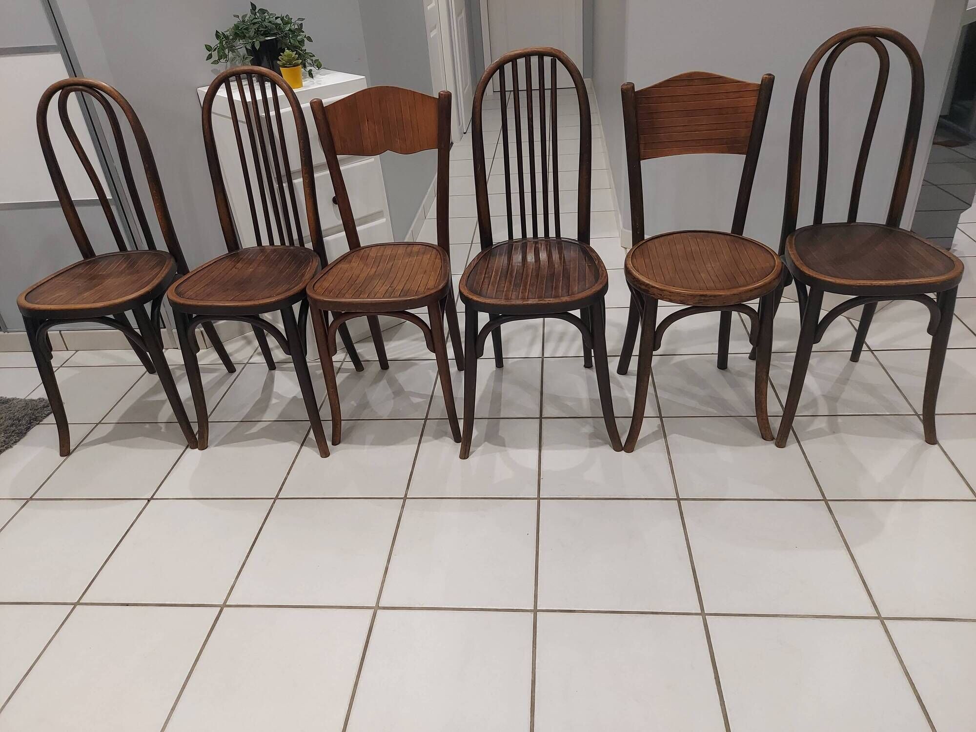 Suite de 6 chaises de Bistrot Baumann et Fischel années 1920