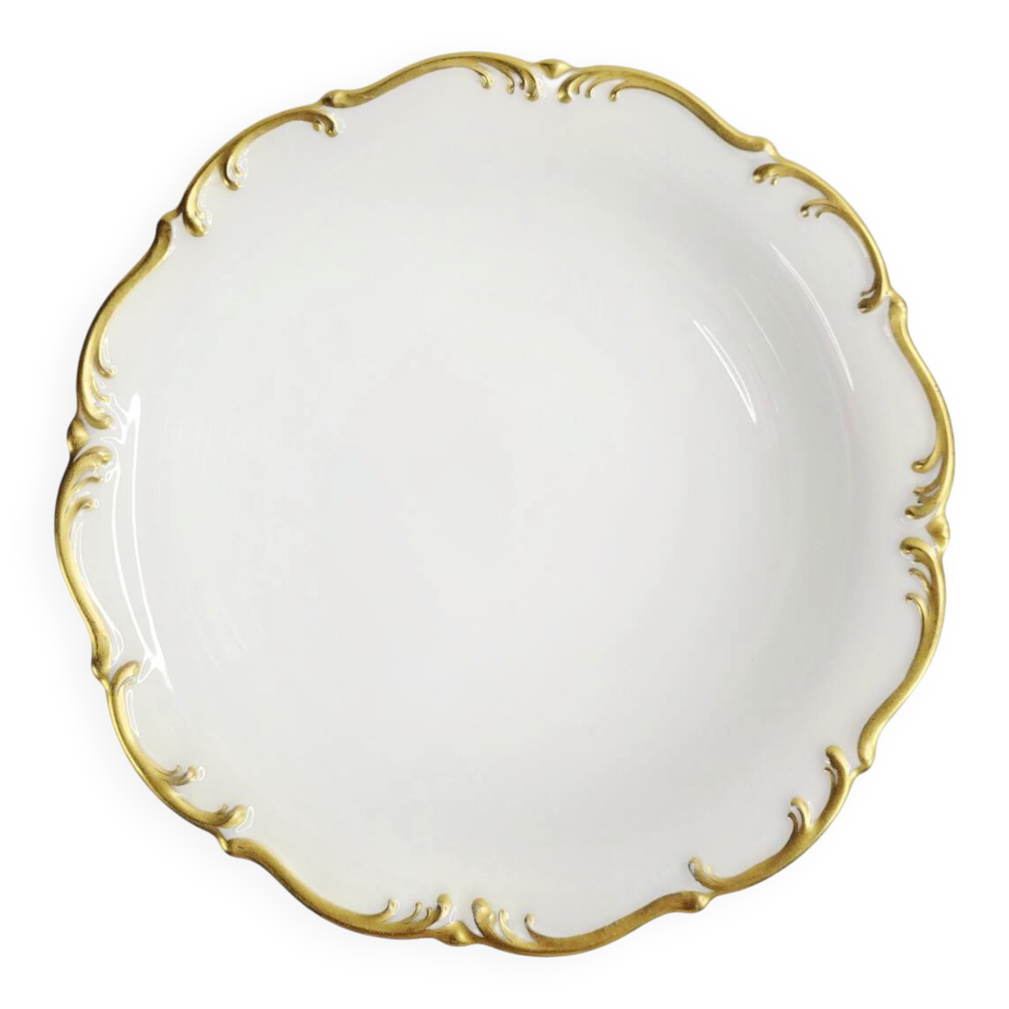 Antique shallow dish in gilded porcelain, Tirschenreuth, Bavaria, late 19th century.