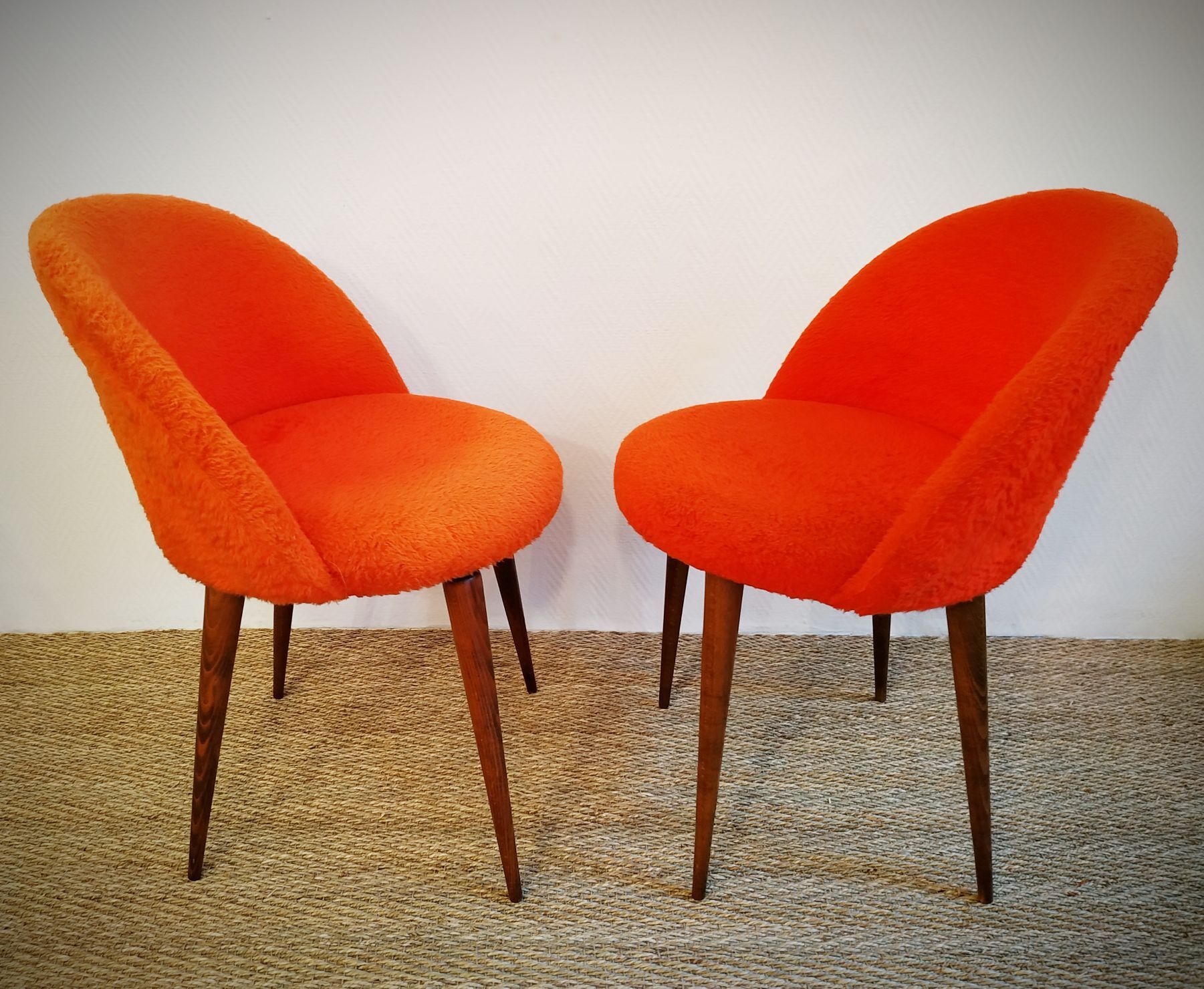 Paire de chaises 70's "moumoute"