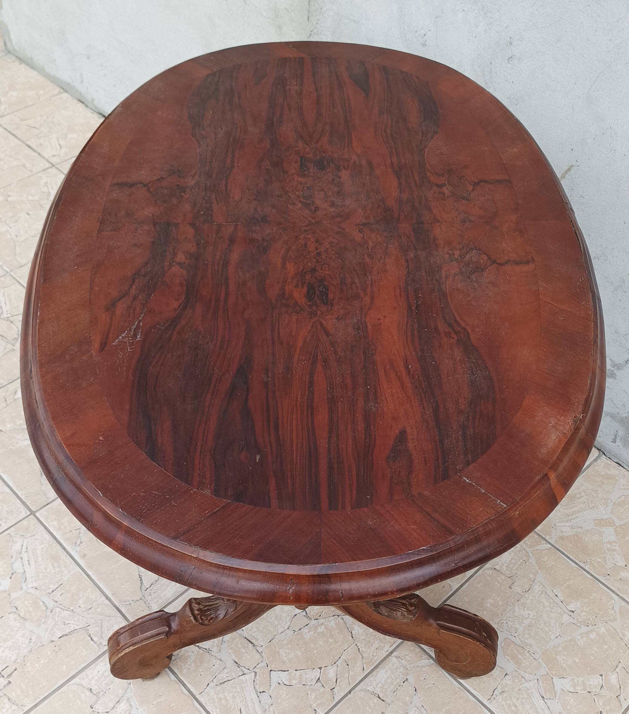 Napoleon III walnut gueridon table