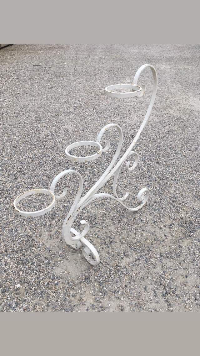 Wrought iron plant holder