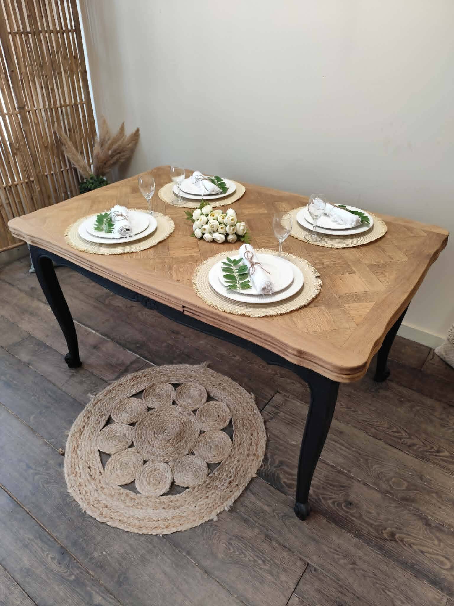 Table style regence en chene massif