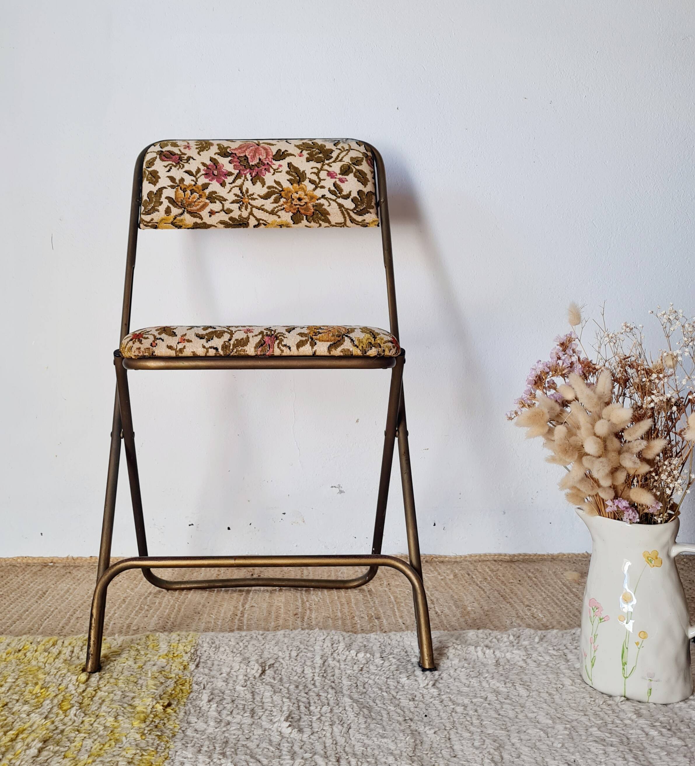 Chaise pliante vintage Lafuma modèle "Chantazur" à motif fleuri