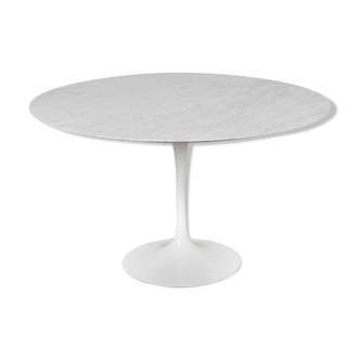 Dinning table by Eero Saarinen for Knoll International, 1960s