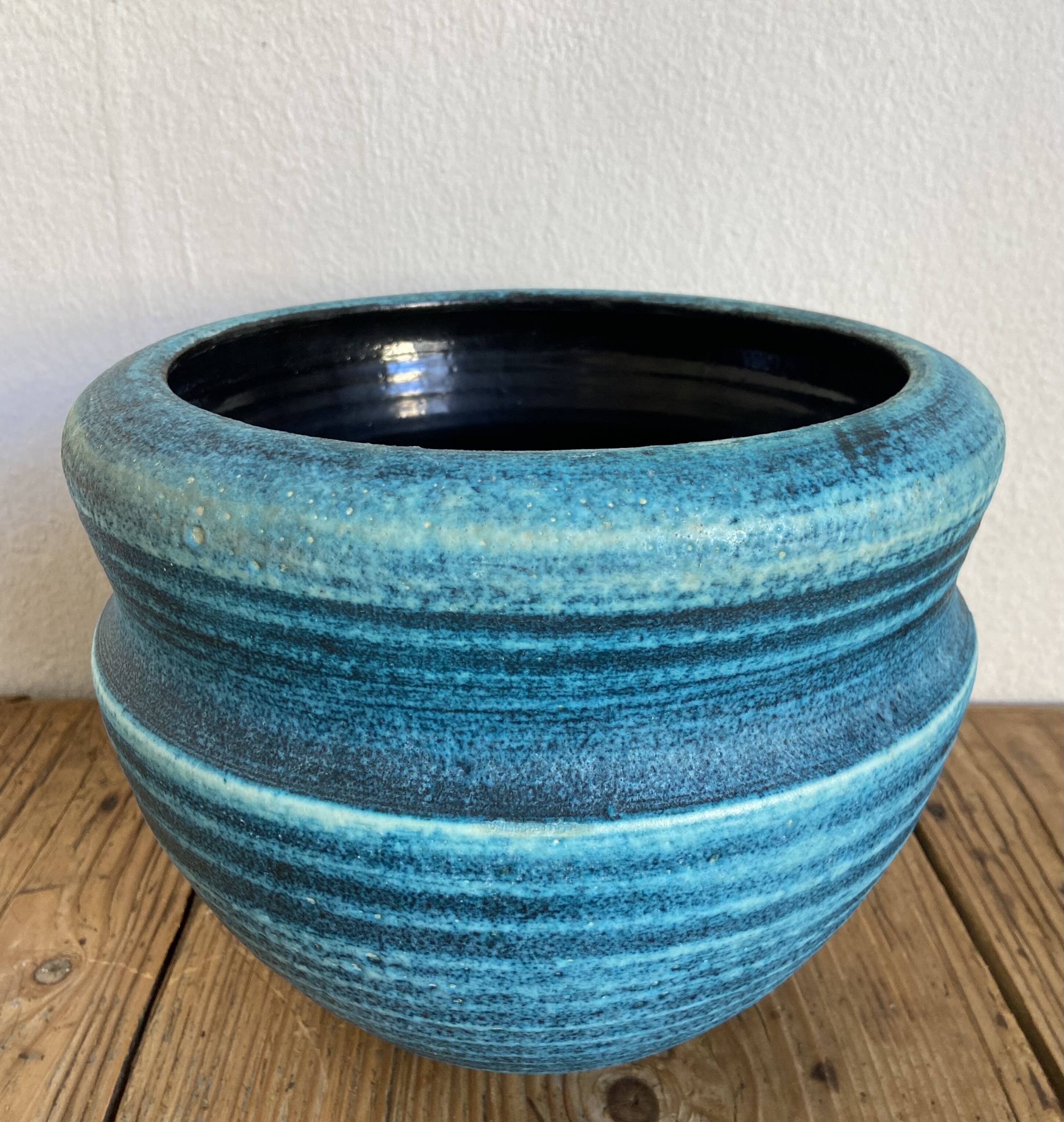 Vase or plant pot Accolay series "Gauloise"