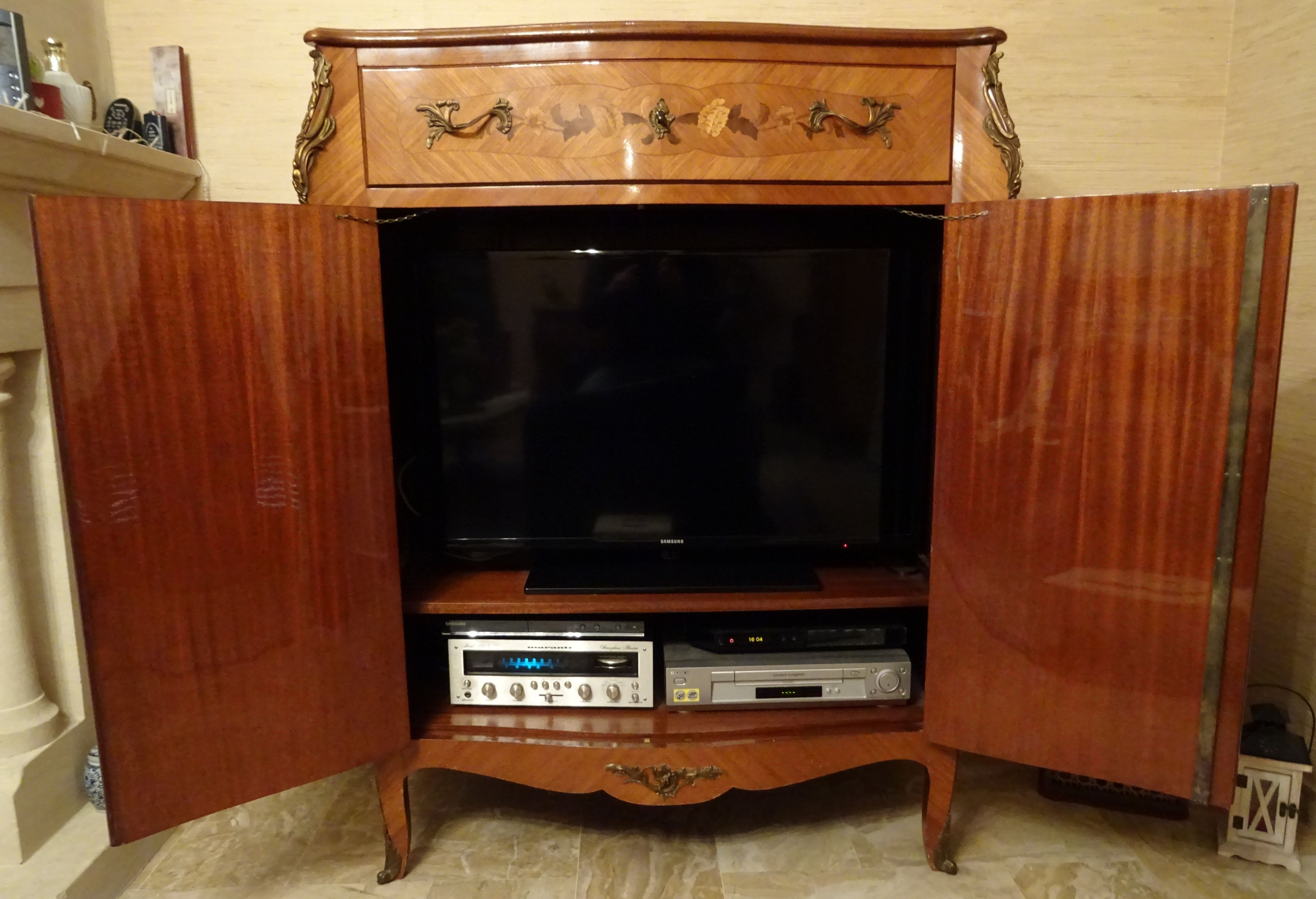 Louis XV style TV-Hi-Fi rosewood furniture