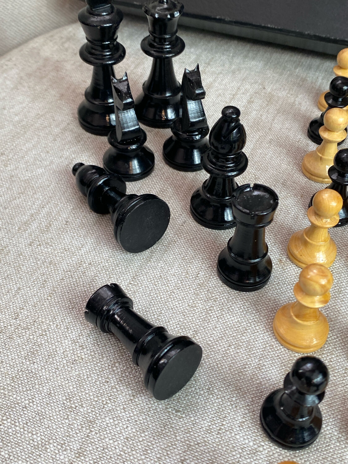 Wooden chess set, Rachez Paris