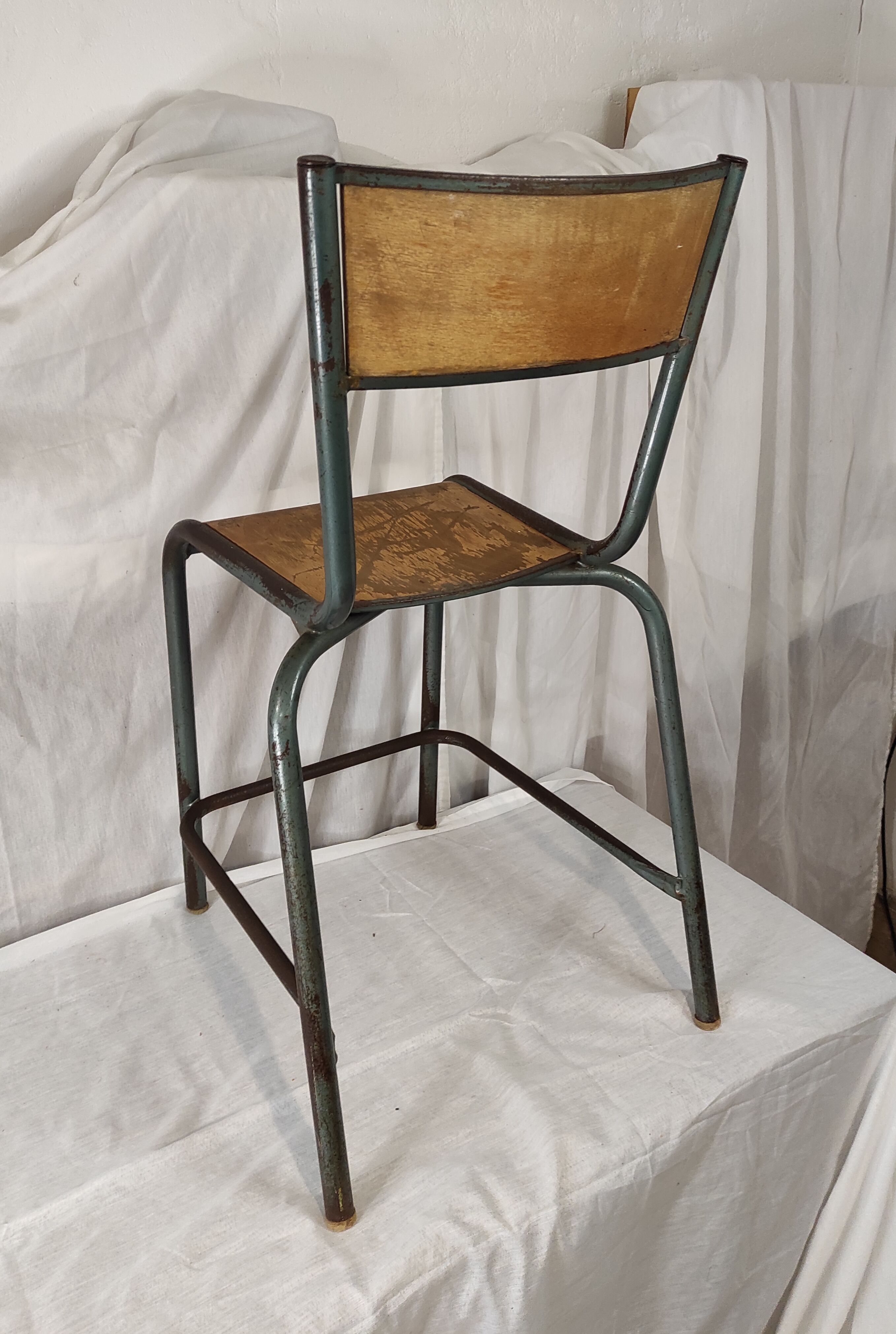 School chair / laboratory stool 1960