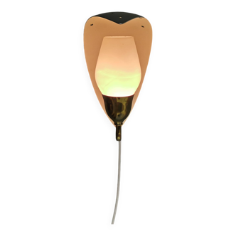 Beautiful wall lamp from Danish Fog & Mørup, estimated 1950s