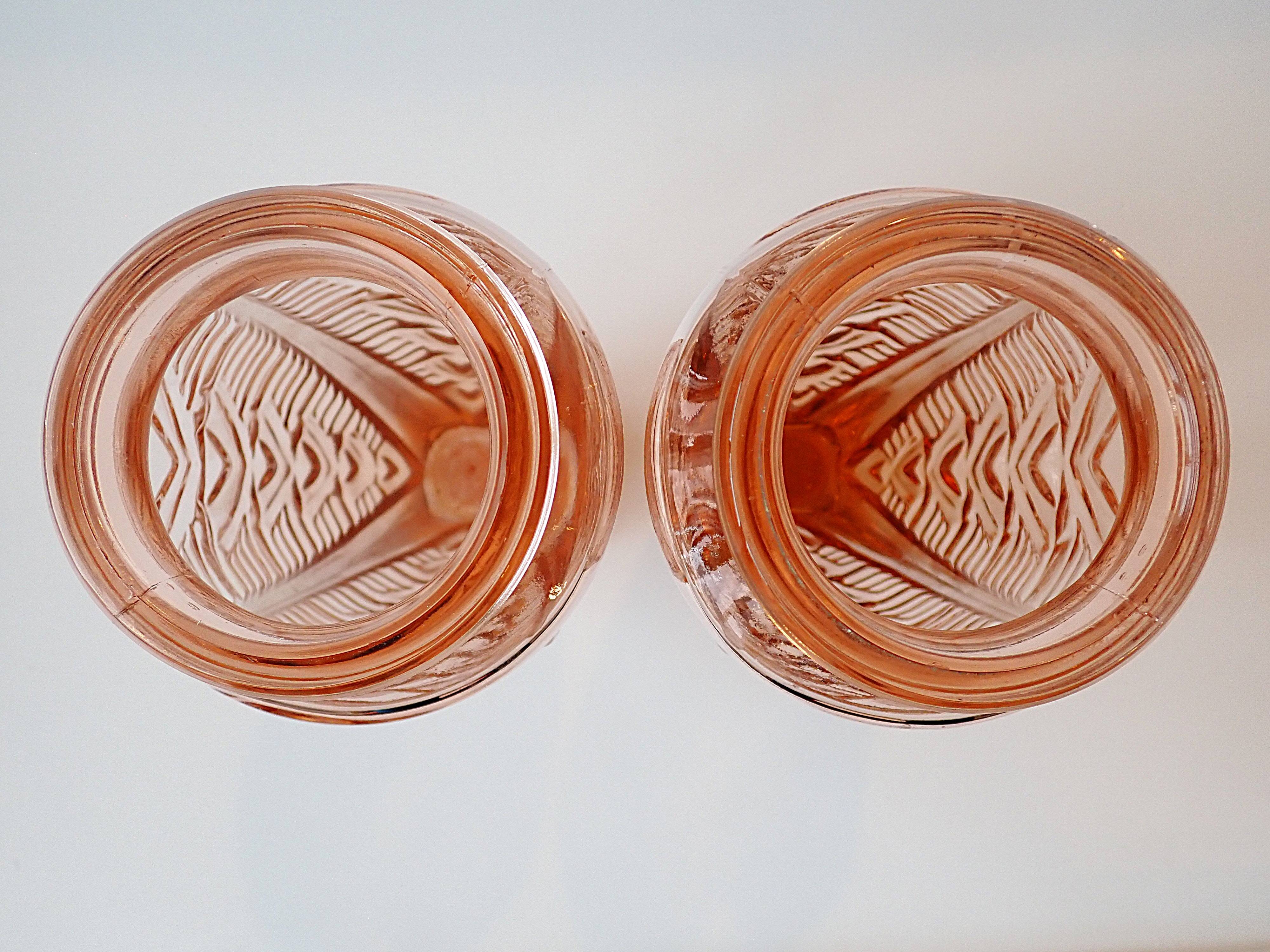 Vases en verre épais rose transparent - style géométrique art déco