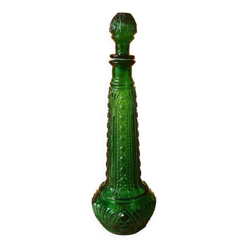 Chiseled glass carafe