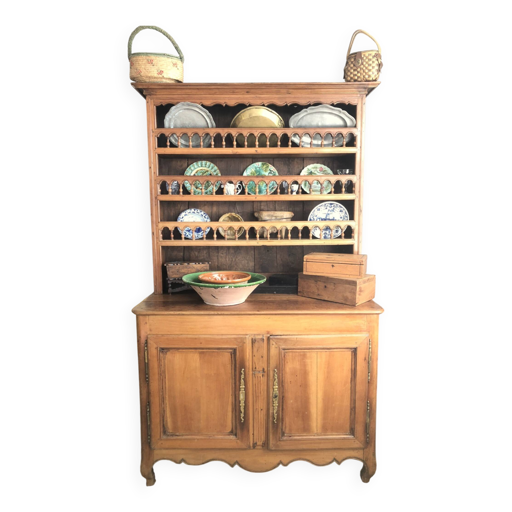Restored cherrywood dresser, 18th century period, beautiful patina