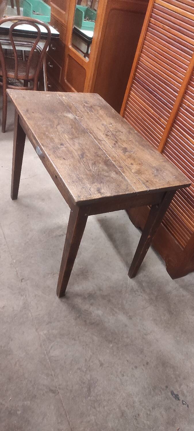 Small rustic children's table in old oak wood with drawer and shell handle