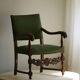 Fauteuils en chêne et laine, style Louis XIII, par un ébéniste français des années 1930