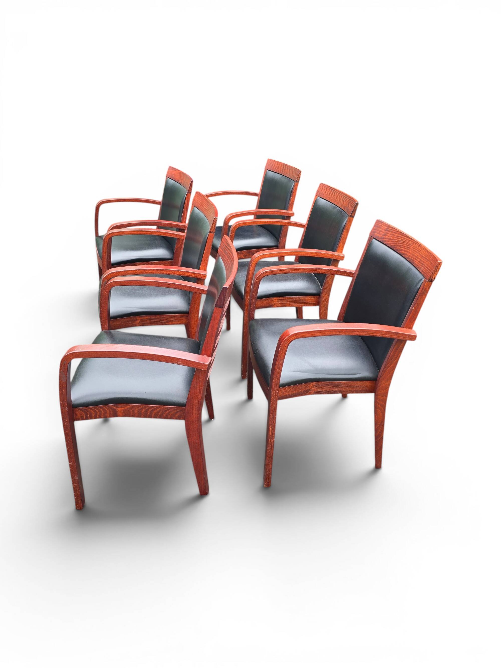 6 contemporary bridge chairs in mahogany wood and black leather