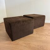 Paire de poufs cubiques en velours