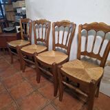 4 rustic farmhouse chairs made of wood and straw