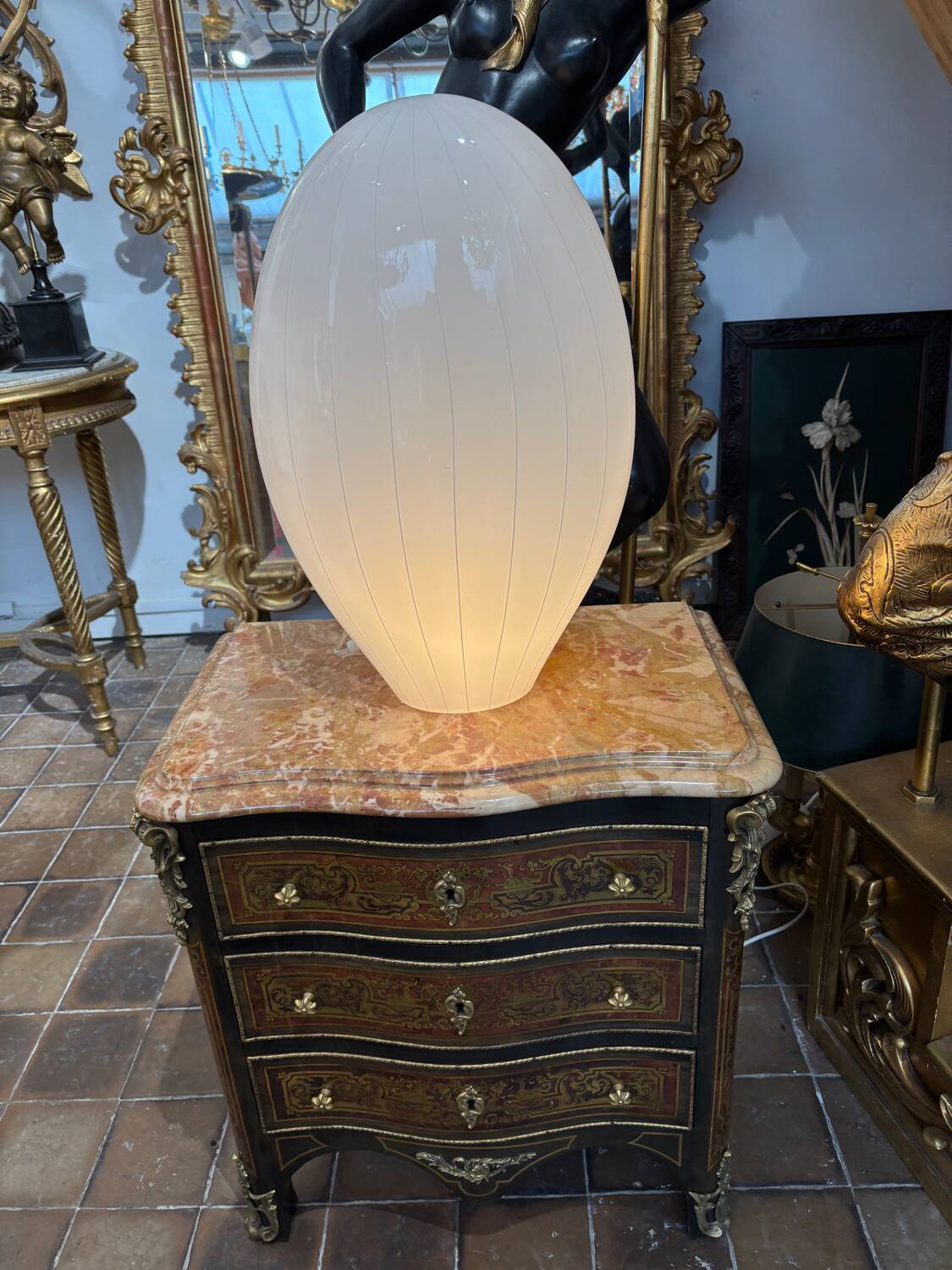 Superbe lampe à poser en verre de Murano.  Design Lino Tagliapietra po