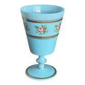 Calice en verre opalin bleu