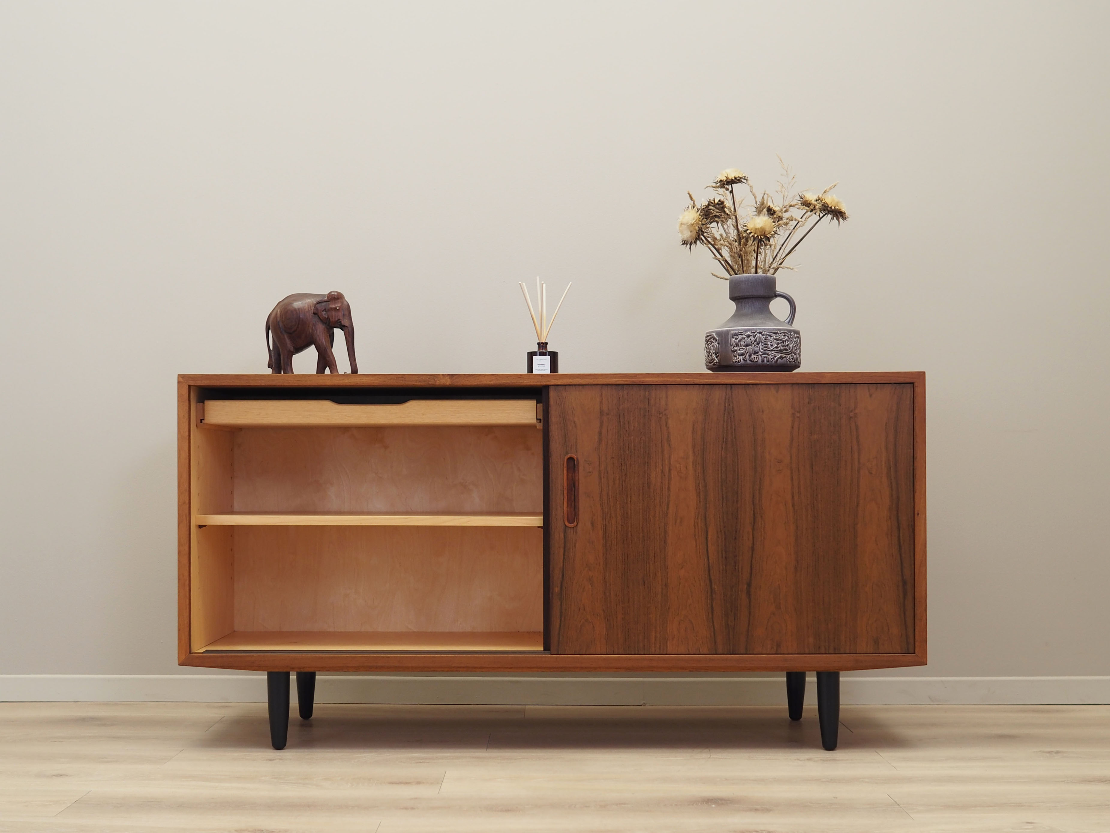 Rosewood cabinet, Danish design, 1970s, manufacture: Hundevad