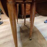 6-foot round table