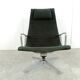 Fauteuil lounge Charles & Ray Eames EA124 en tissu noir, années 1970