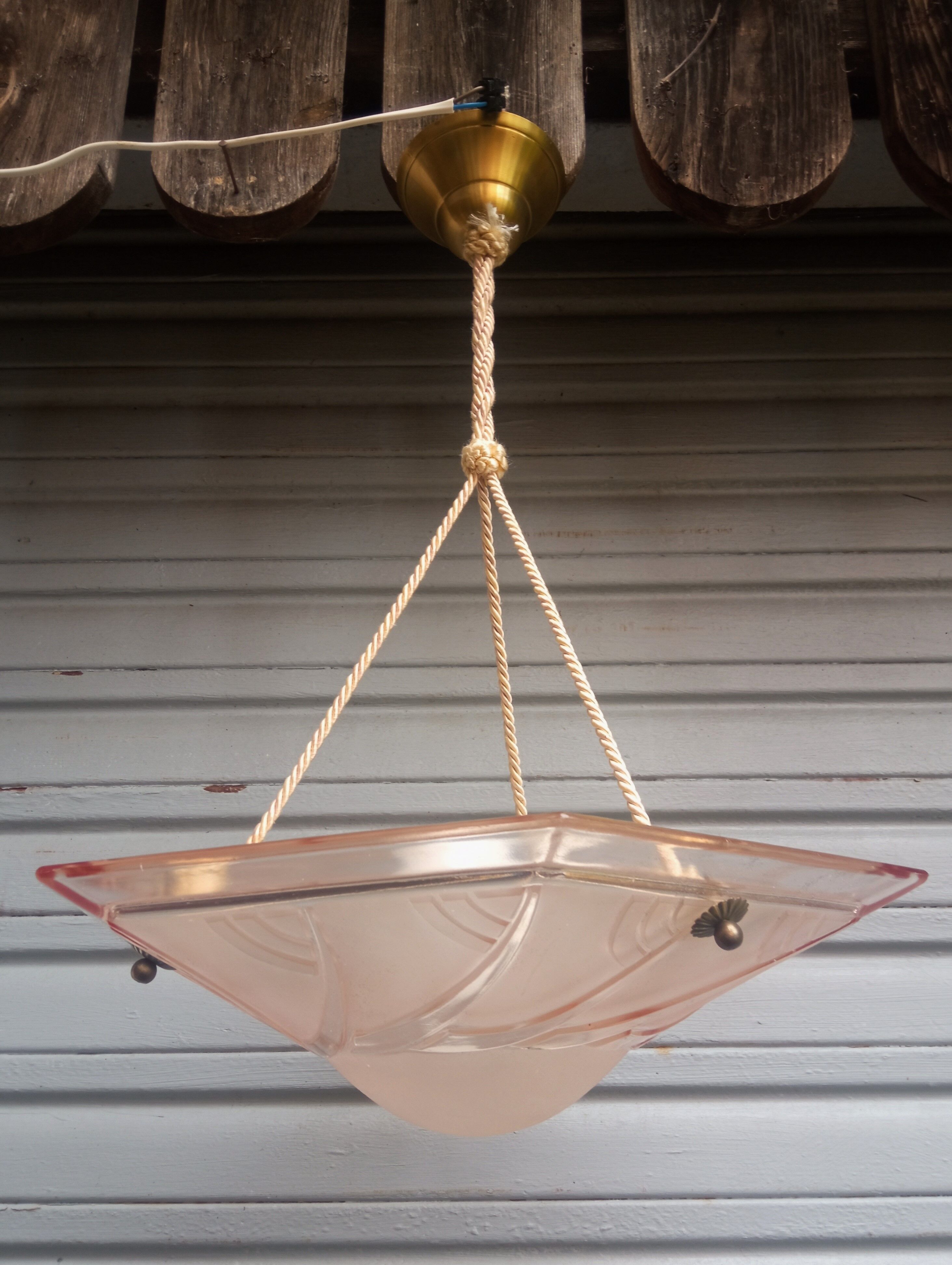 Art Deco ceiling lamp / chandelier in pink pressed molded glass in working order