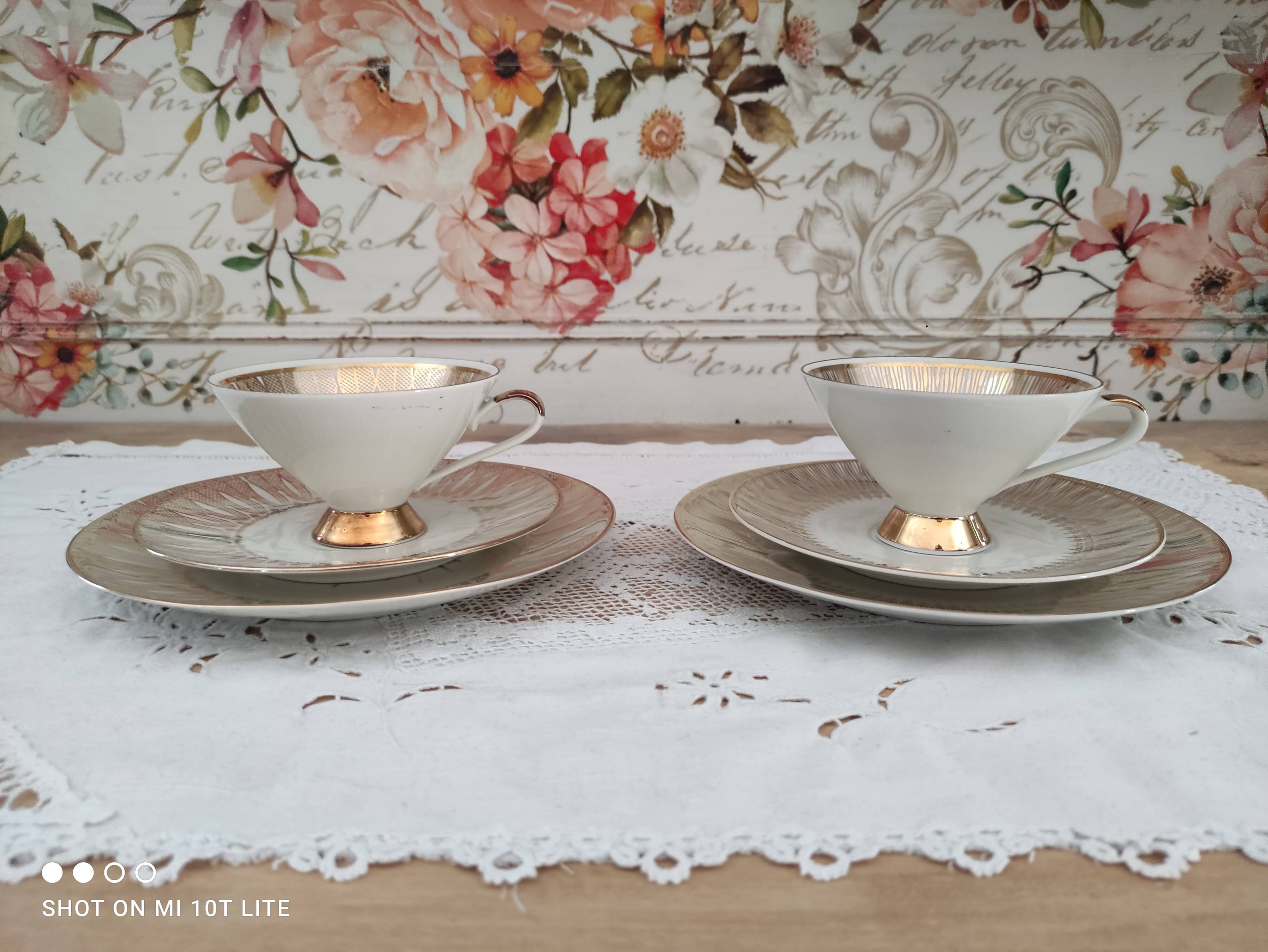 Head to head in porcelain Bavaria 6 pieces floral decoration and gilding