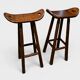 Lot de 2 tabourets brutalistes en bois massif taillé main