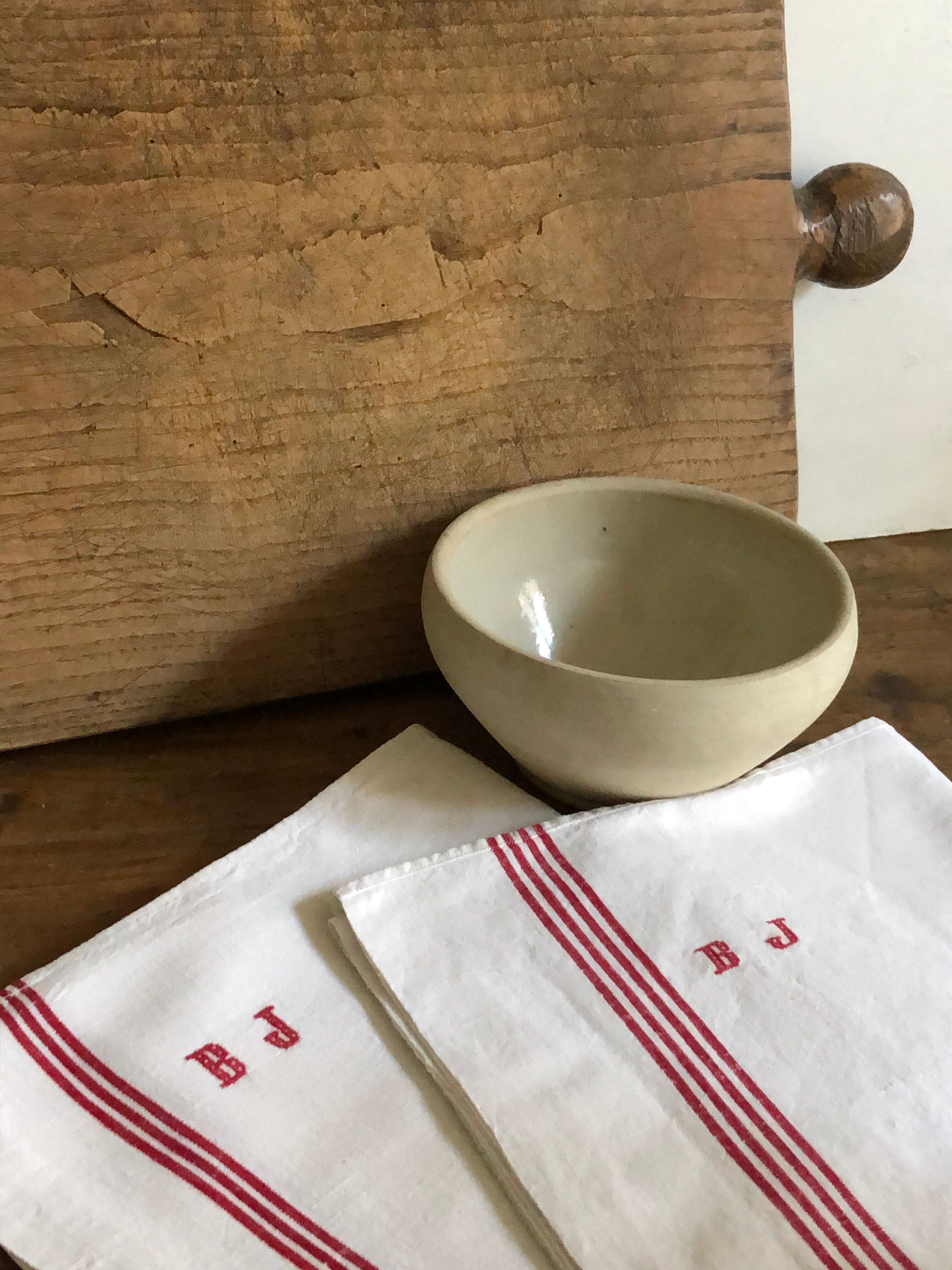Pair of old tea towels, old linen