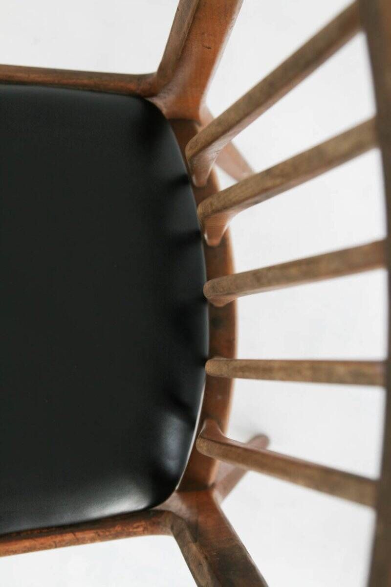 Set of vintage Windsor chairs, 1960s